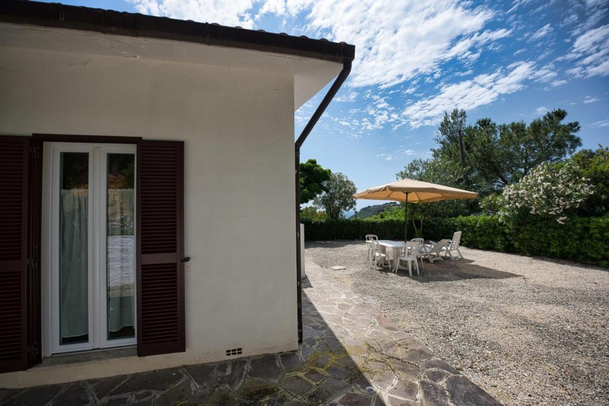 Alloggi Del Mirto A Morcone - Goelba Capoliveri  Buitenkant foto