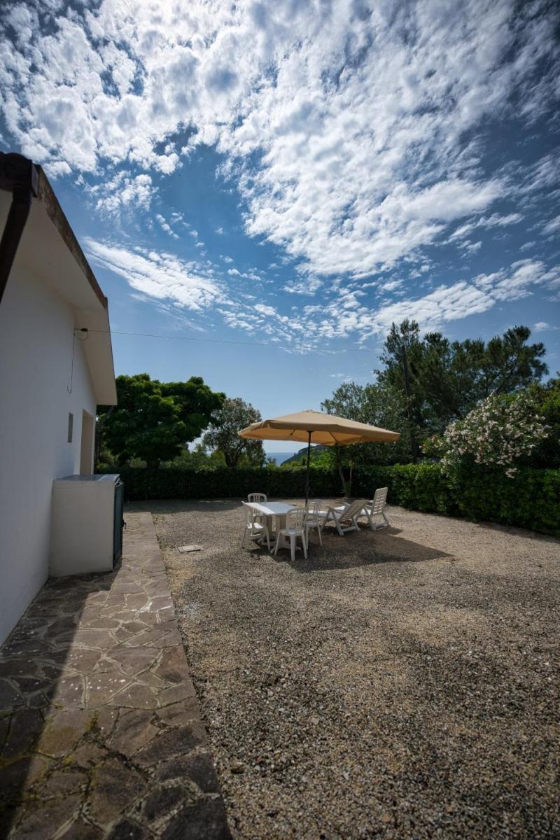 Alloggi Del Mirto A Morcone - Goelba Capoliveri  Buitenkant foto